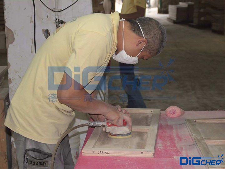 家具塗裝前打磨(mó)