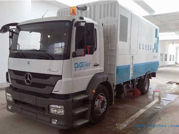 軌道清洗車|軌道（dào）清掃車|公（gōng）鐵兩用軌道清潔清掃車