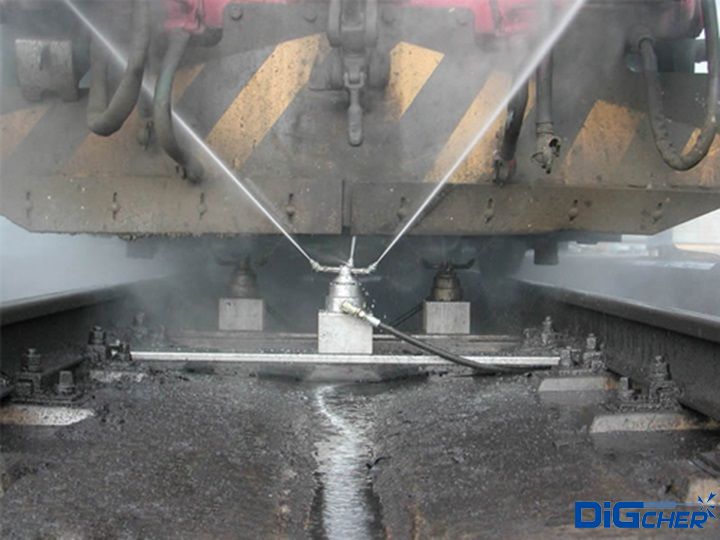 動（dòng）車組底（dǐ）盤除冰係統