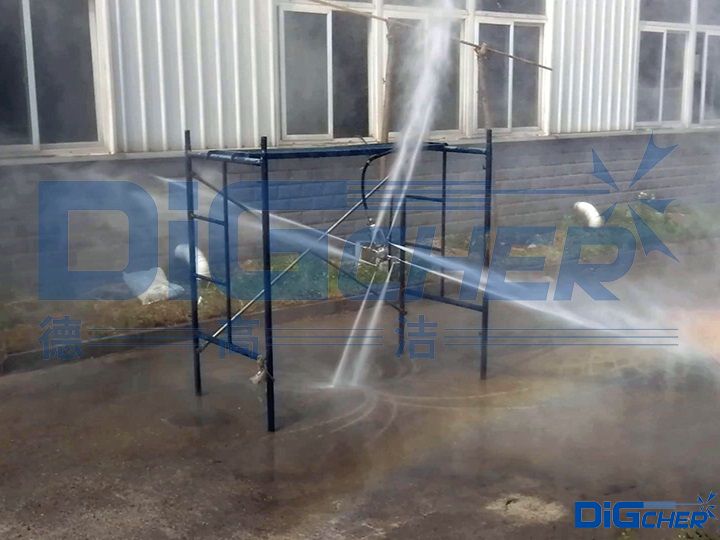 多晶矽還原爐鍾罩內部清洗運行狀態