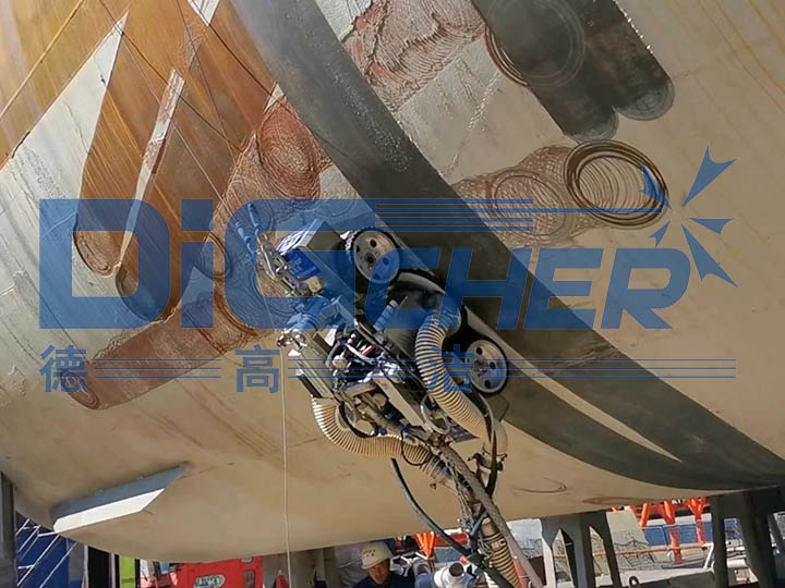 船體（tǐ）除鏽機器人（rén）