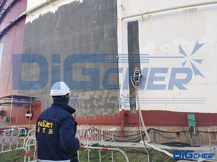 石油儲罐外(wài)壁防腐除鏽