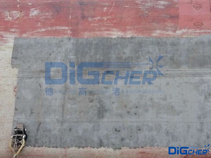 船體除鏽機器人除鏽效（xiào）果