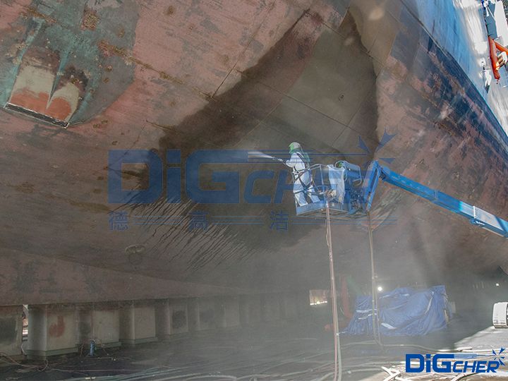 高(gāo)壓水(shuǐ)清洗船底