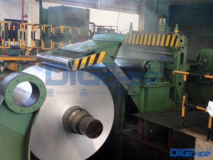 冷軋(zhá)光整機(jī)工作(zuò)場景