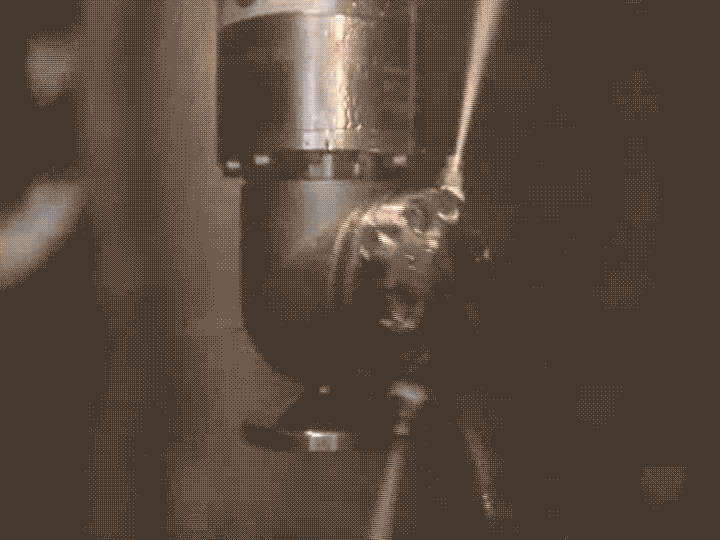 三維（wéi）洗罐器工作狀態