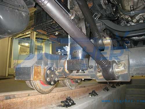 公鐵兩用軌（guǐ）道清潔車底盤結構