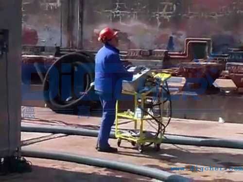 超高壓水自動爬壁清洗機構操控裝置