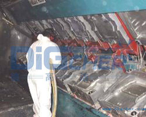 高（gāo）壓清洗機在食品加工車間清洗中的應用