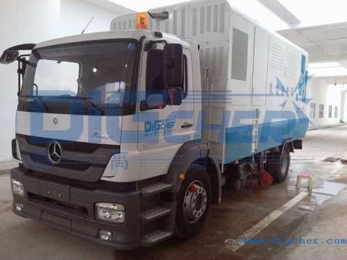 德高潔軌（guǐ）道清洗車