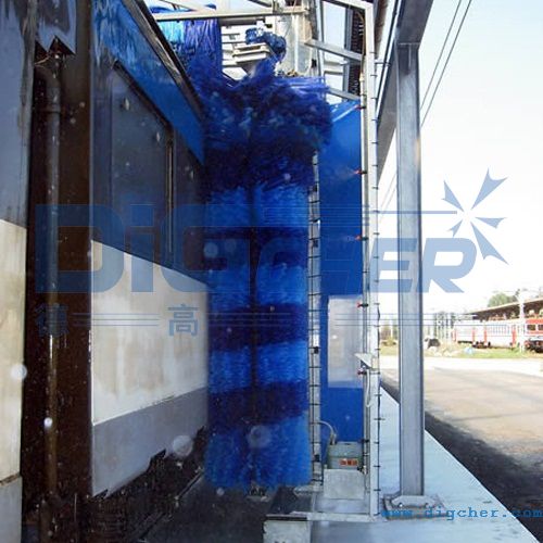 地鐵車輛側麵刷（shuā）洗